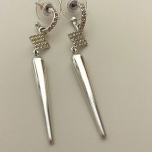 Stella & Dot Versatile Bianca Earrings